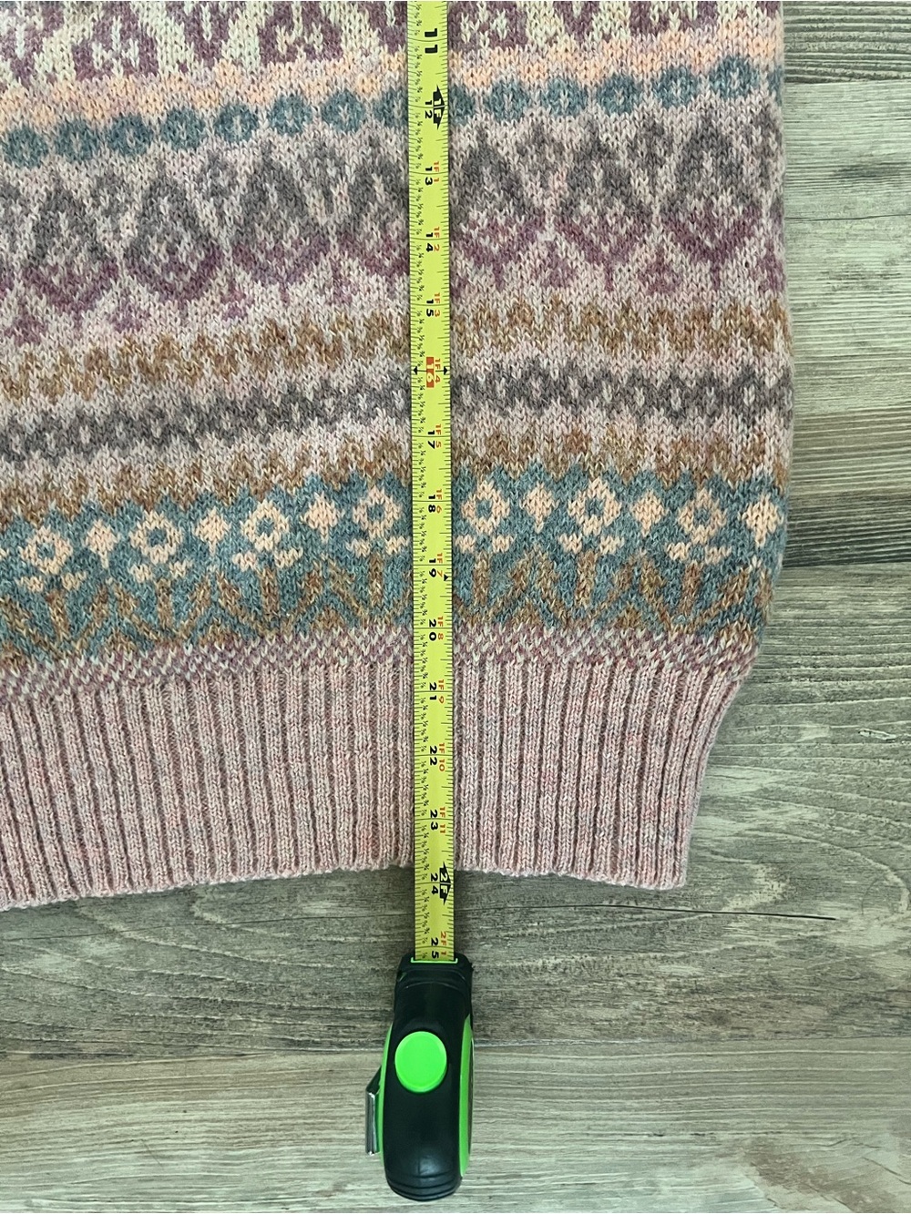 Vintage Pink Fair Isle Pastel Patterned All Wool Sweater from Scotland - Picture 5 of 5